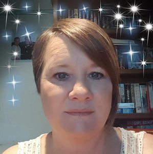 Meet your Posher, Leanne